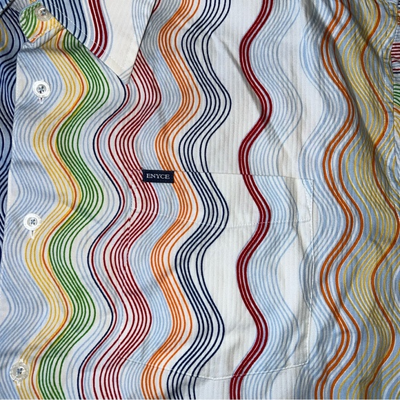 Enyce Men’s Short Sleeve Button Down Shirt Colorful Wavy Stripes Size Large - Picture 3 of 6